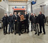 Rettungswache Benediktbeuern mit Kreisvorsitzenden Severin Eichenseher, Kreisgeschäftsführer Andreas Schäfer und viele mehr.